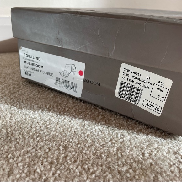 BCBG Rosalind Satin and Suede Heels Size 6.5 - Picture 3 of 8